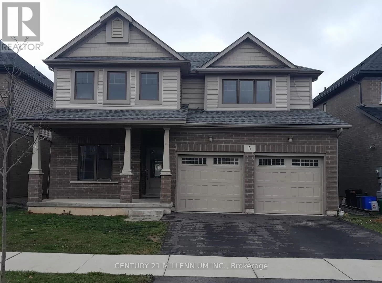 House for rent: Bsmt - 5 Darling Avenue, Thorold, Ontario L2V 0G7