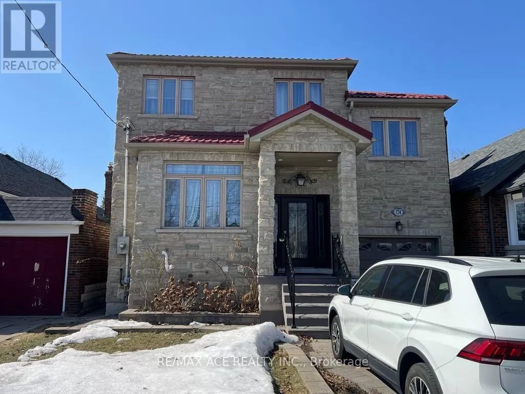 House for rent: Bsmt - 874 Coxwell Avenue, Toronto, Ontario M4C 3G2