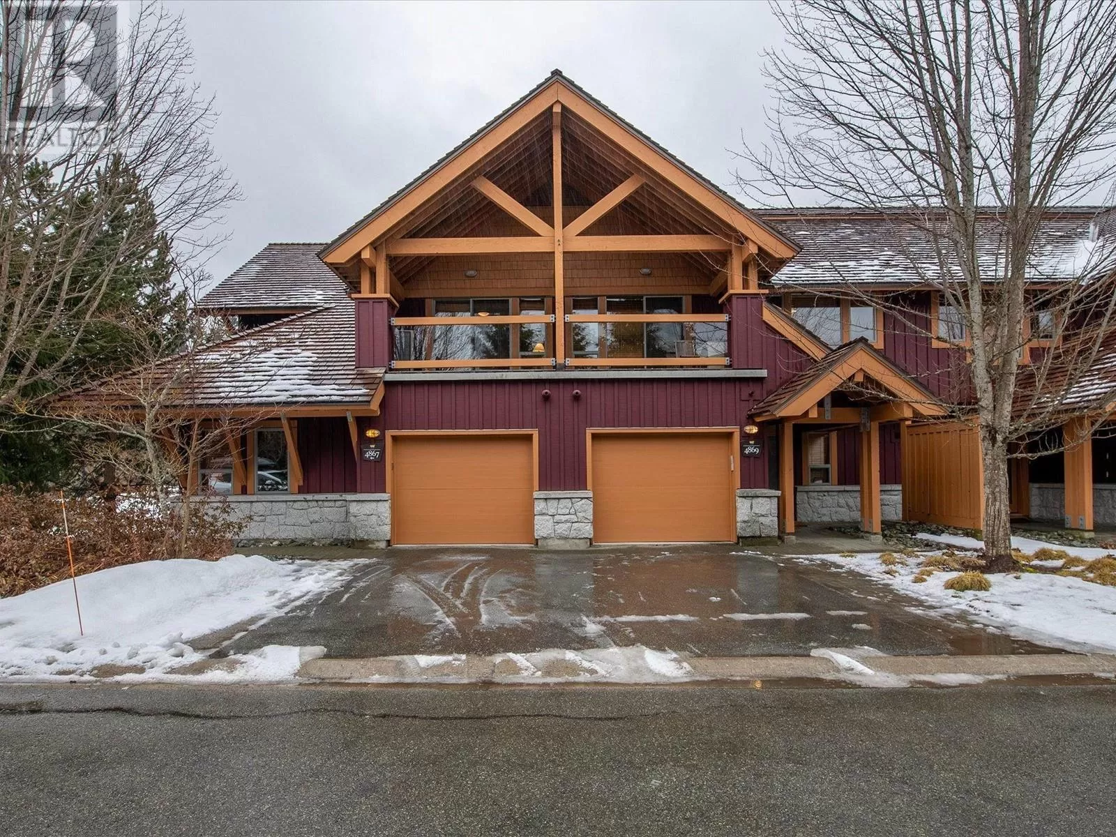Duplex for rent: C 4867 Casabella Crescent, Whistler, British Columbia V8E 0Z4
