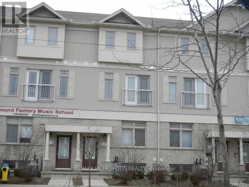 Row / Townhouse for rent: C18 - 619 Wild Ginger Avenue, Waterloo, Ontario N2V 2X1