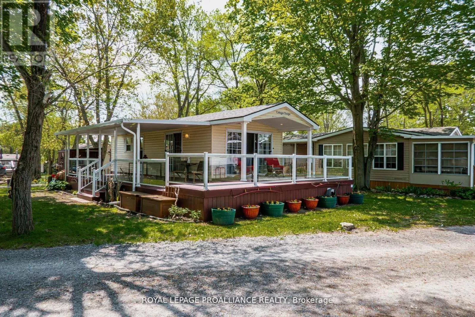 Mobile Home for rent: Cbl035 - 486 County Rd 18, Prince Edward County, Ontario K0K 1P0