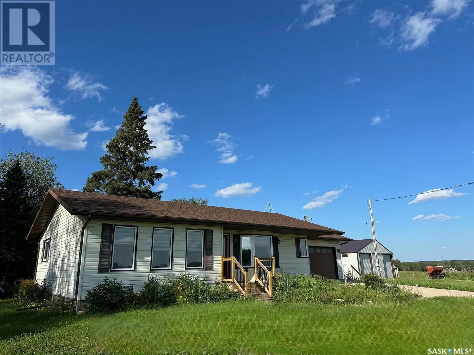 Unknown for rent: Dunbar/hawke, Preeceville Rm No. 334, Saskatchewan S0E 0Y0