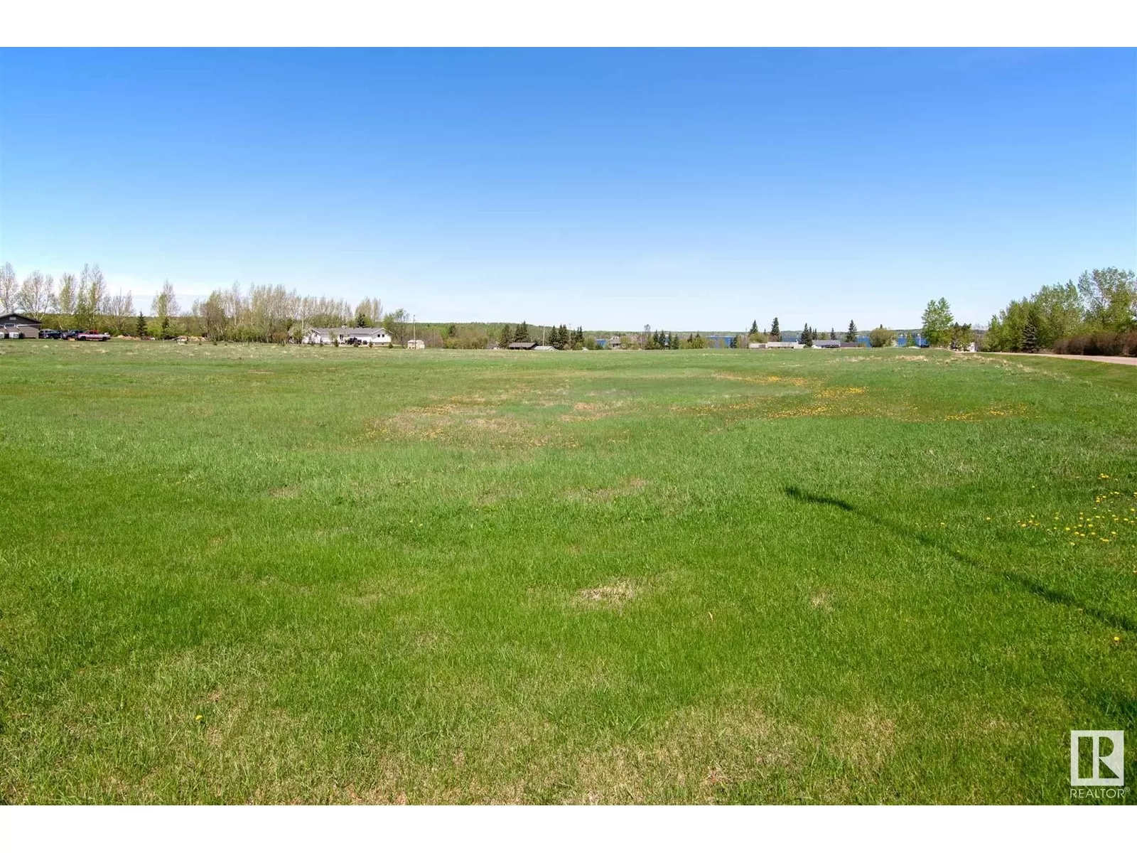 No Building for rent: Highway 28 Twp Rd 611, Rural Bonnyville M.D., Alberta T9N 2G9