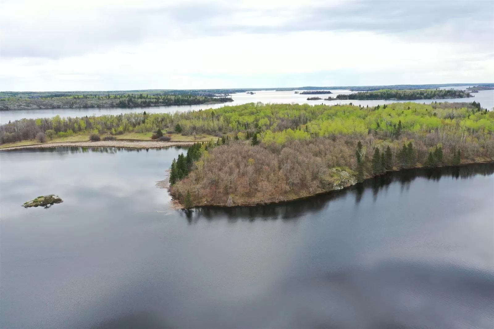 Lot 16 Big Narrows Island Lake Of The Woods, KENORA, Ontario P0X 1C0