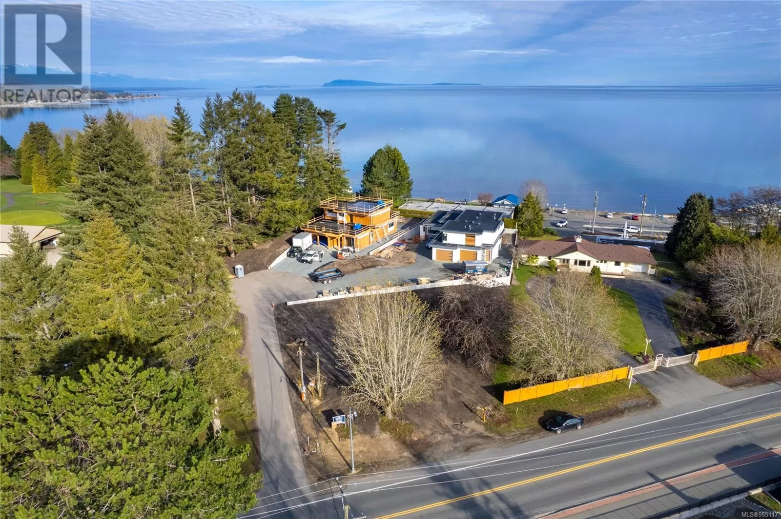 Lot 2 Memorial Ave, Qualicum Beach, British Columbia V9K 1G8