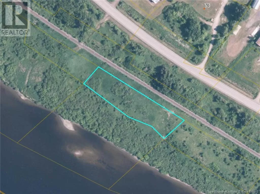 Lot Principale Street, Sainte-Anne-De-Madawaska, New Brunswick E7E 1B6