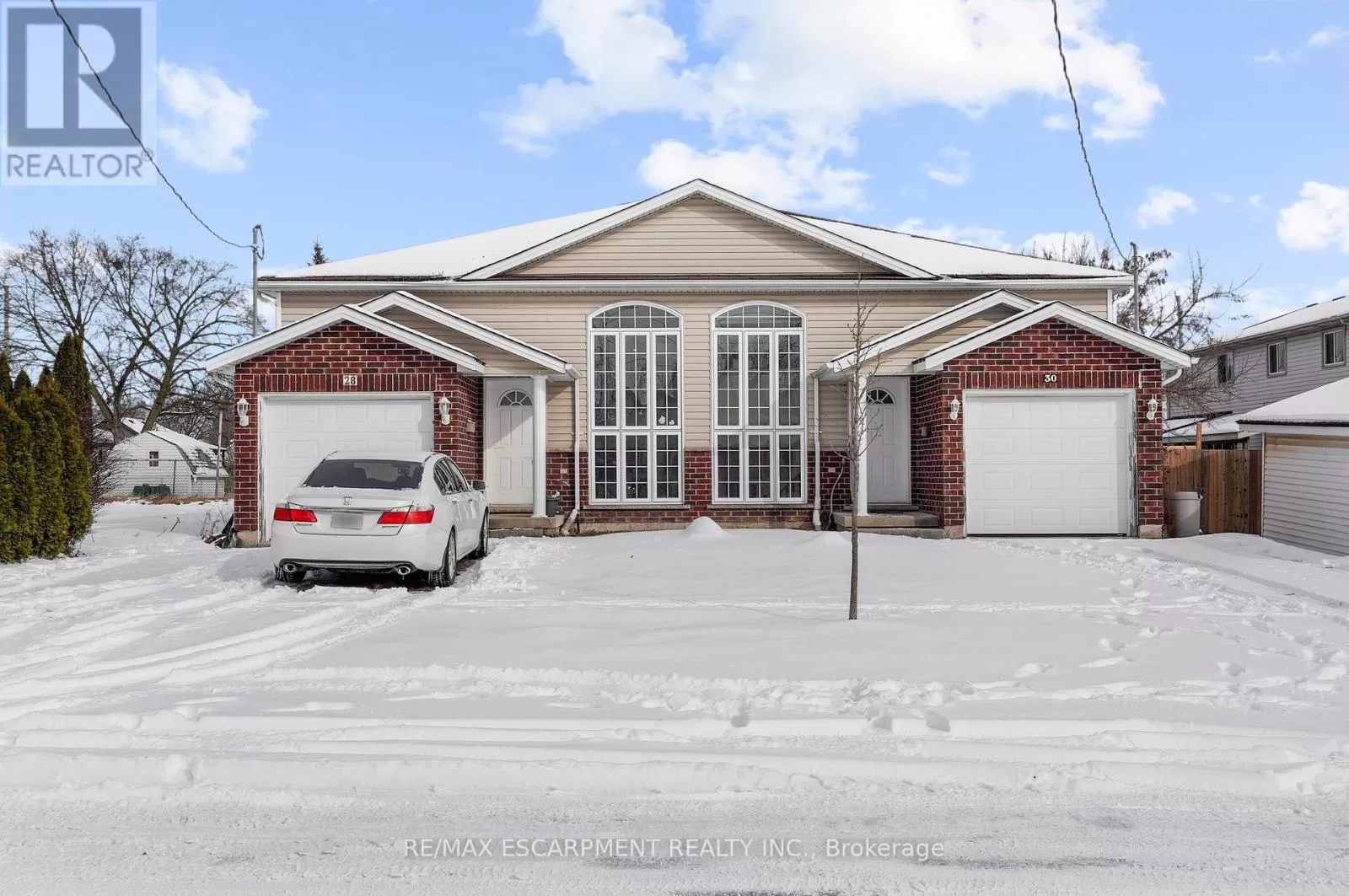 House for rent: Lower - 30 Josephine Street, St. Catharines, Ontario L2S 1J2