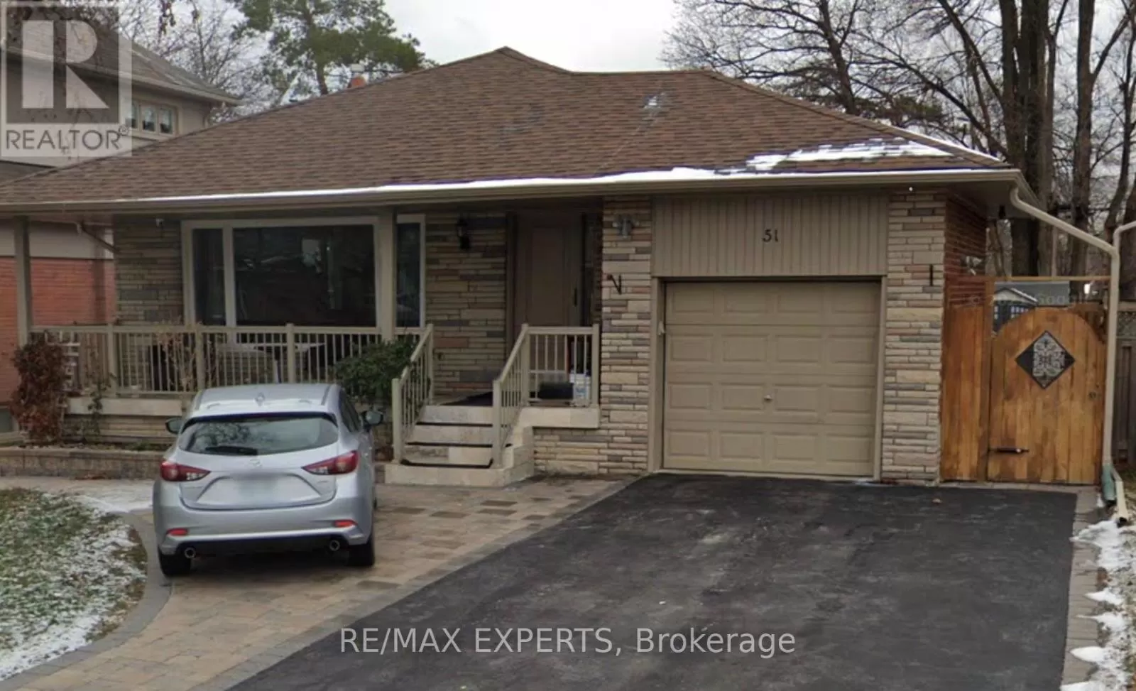 House for rent: Lower - 51 Clifton Avenue, Toronto, Ontario M3H 4K9