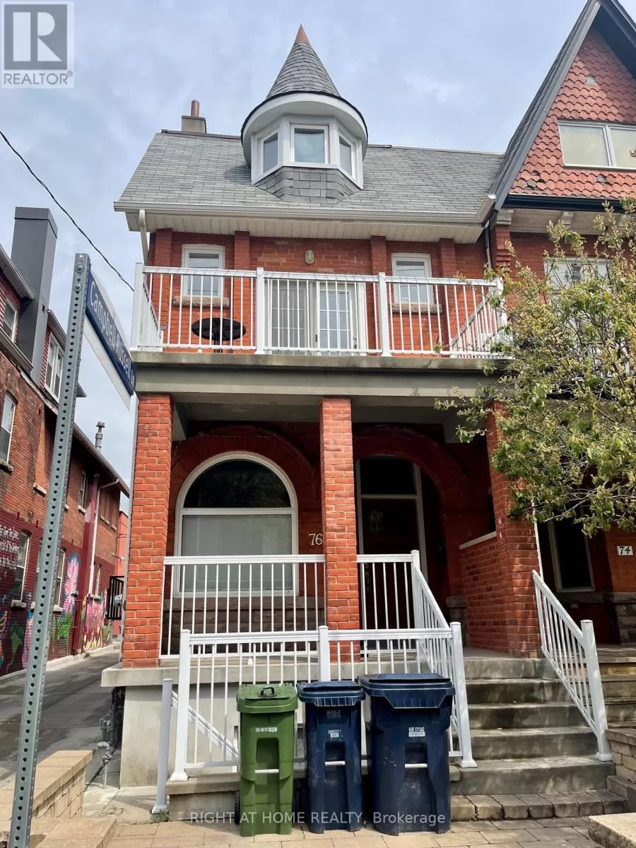 House for rent: Lower - 76 Oxford Street, Toronto, Ontario M5T 1P1