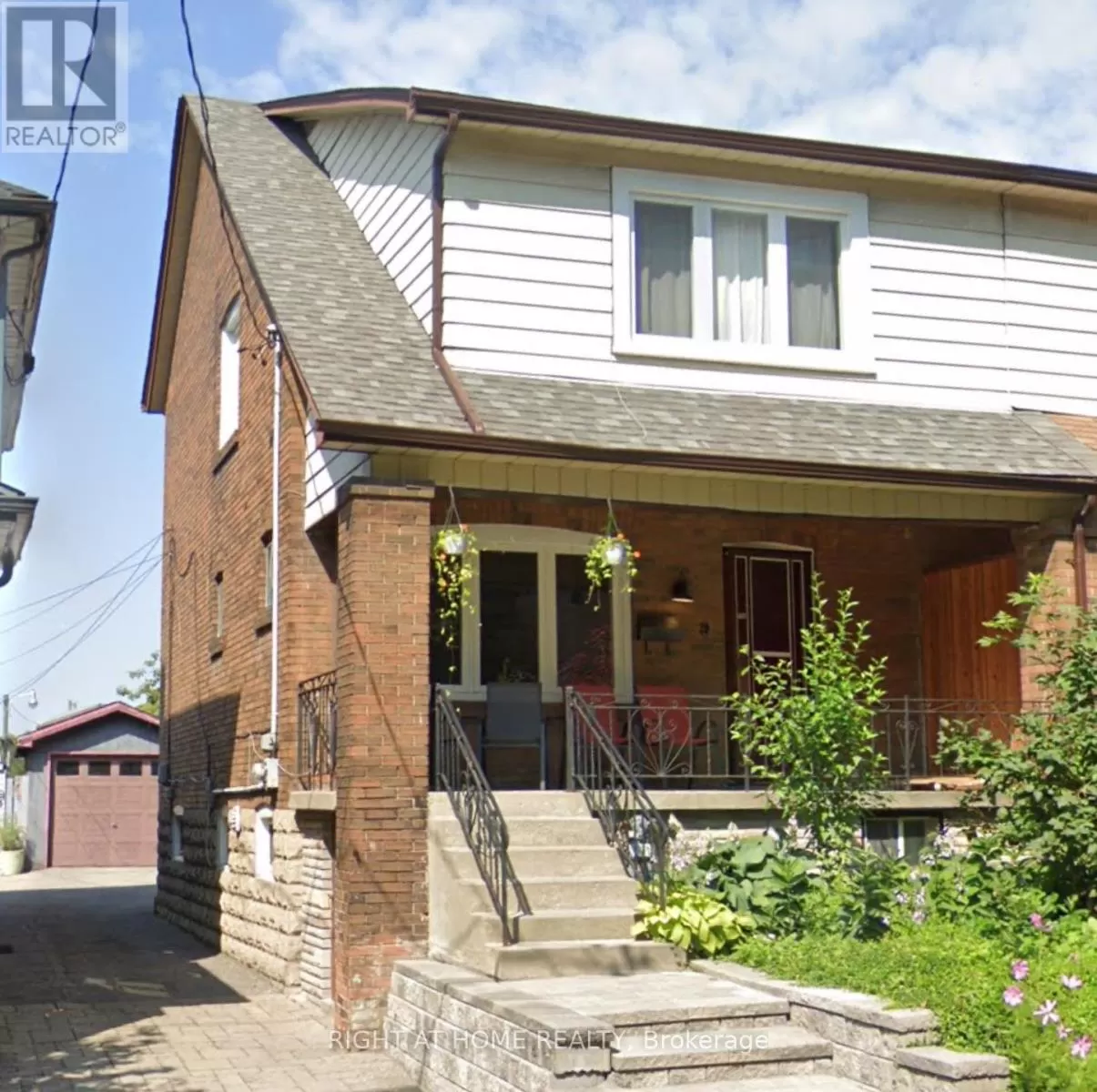 House for rent: Main - 20 Winona Drive, Toronto, Ontario M6G 3S6