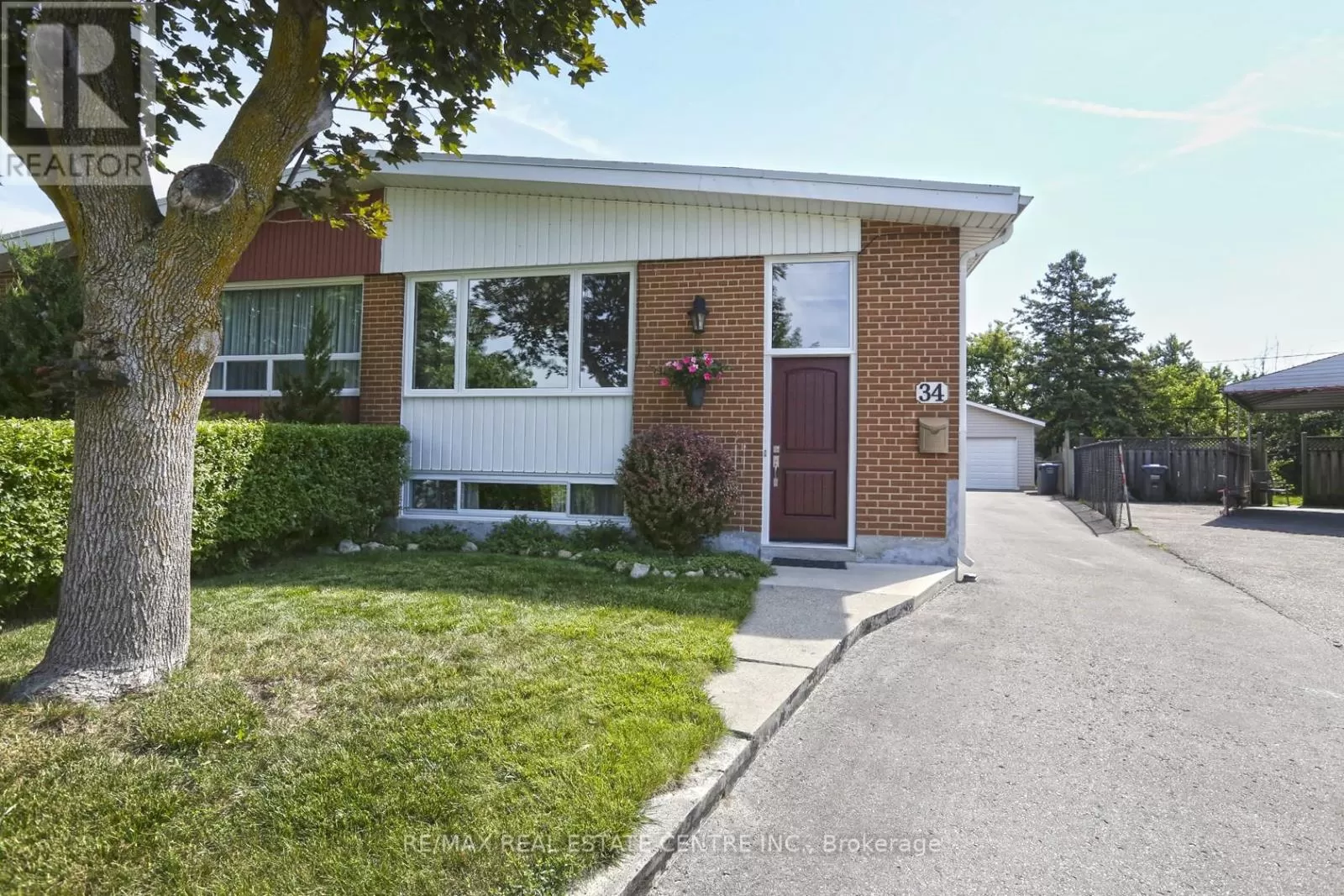 House for rent: Main - 34 Langwith Court, Brampton, Ontario L6Y 1Z8