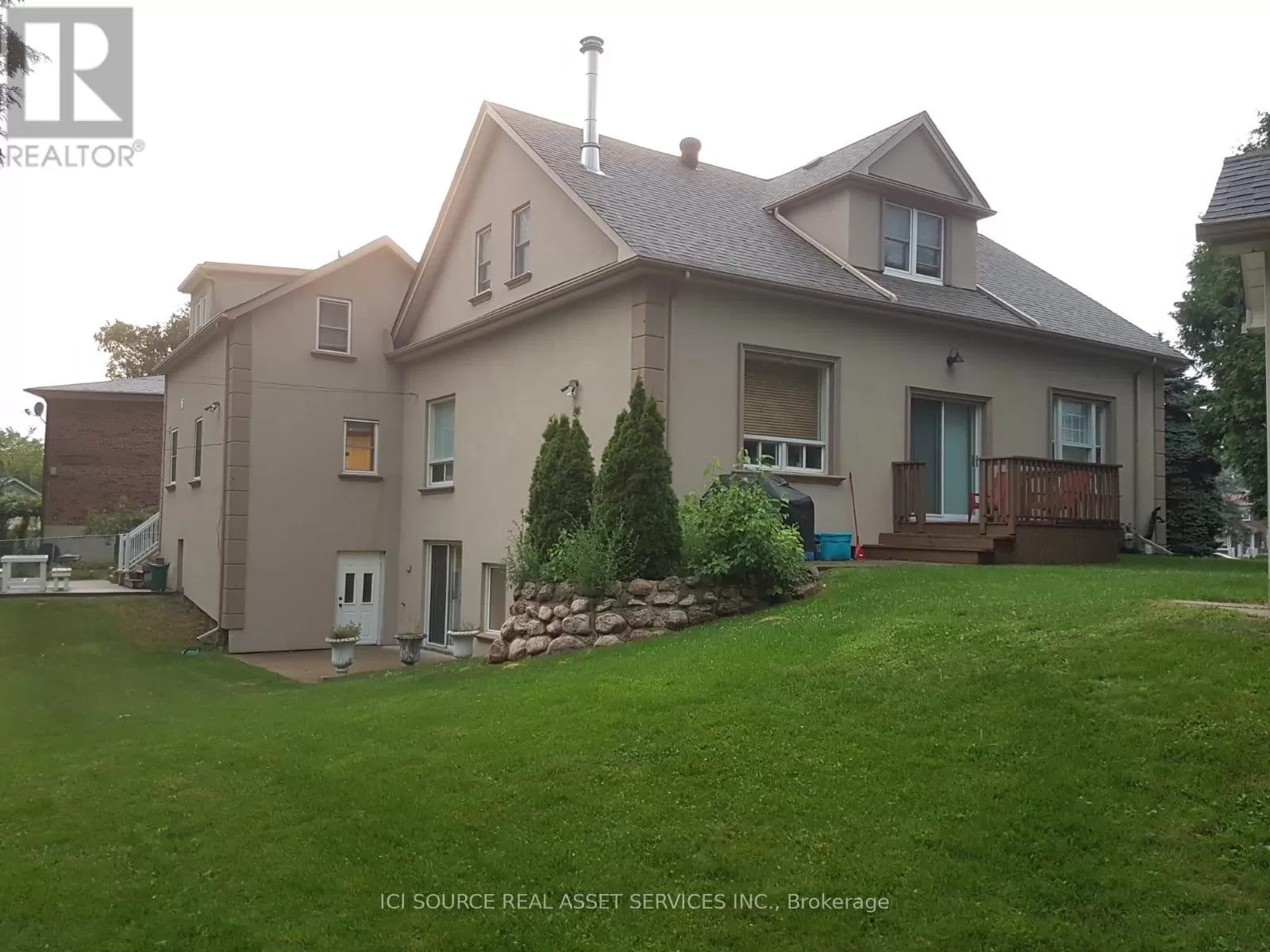 House for rent: Main House - 12 Iondale Place, Toronto, Ontario M1K 3B2