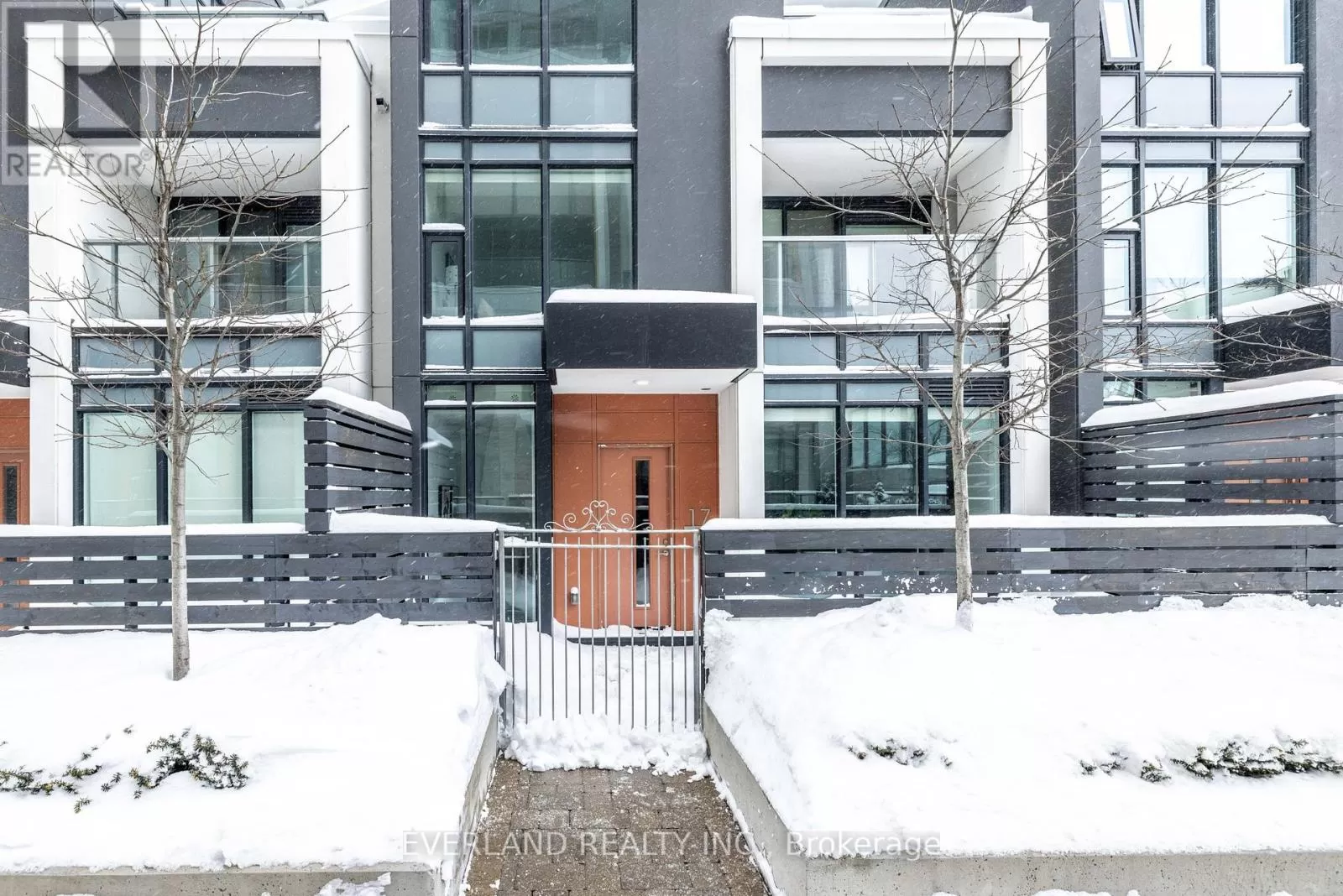 Row / Townhouse for rent: Th17 - 113 Mcmahon Drive, Toronto, Ontario M2K 0E5