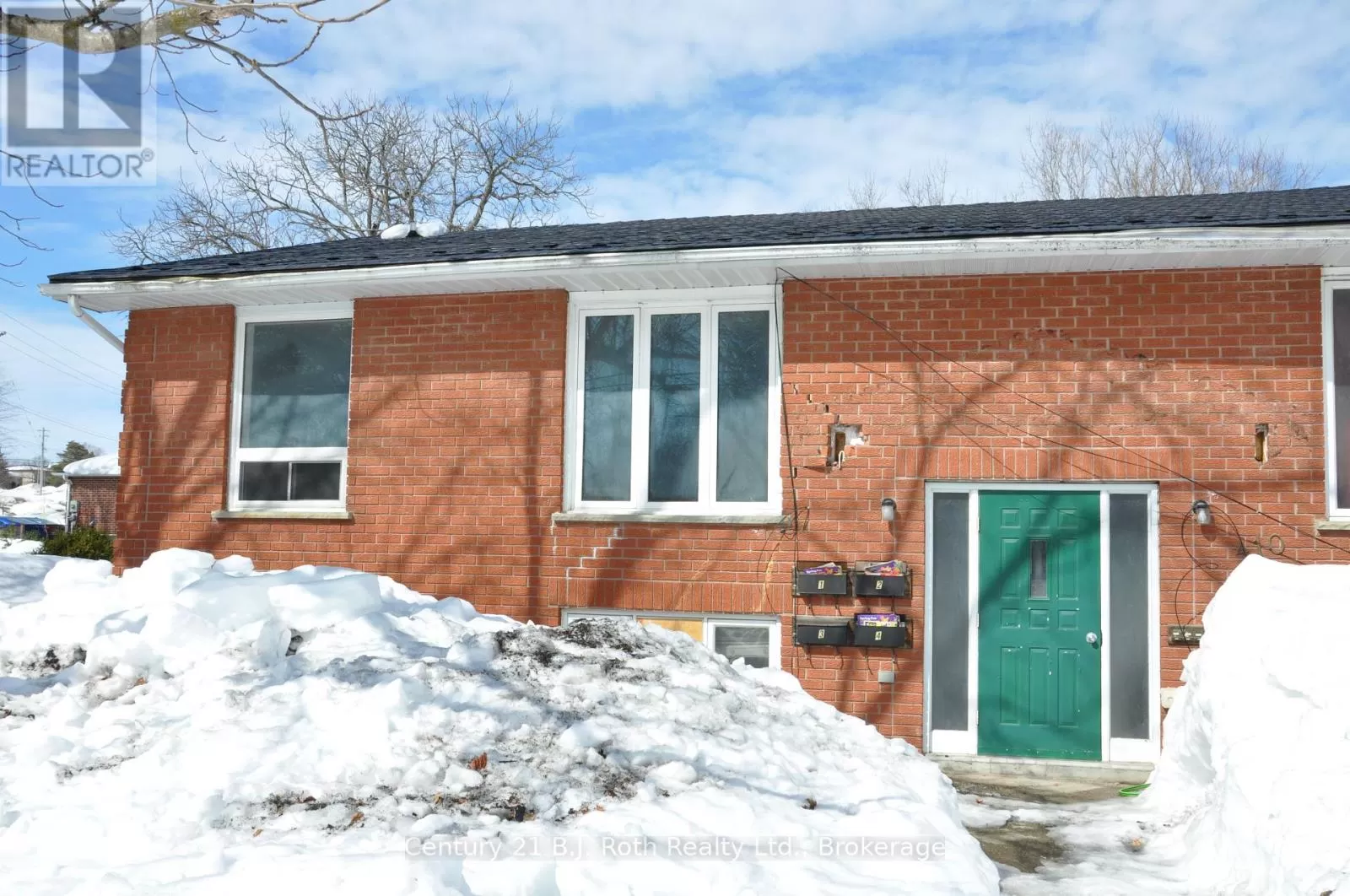 Fourplex for rent: Unit 1 - 410 Mary Street, Orillia, Ontario L3V 3G3