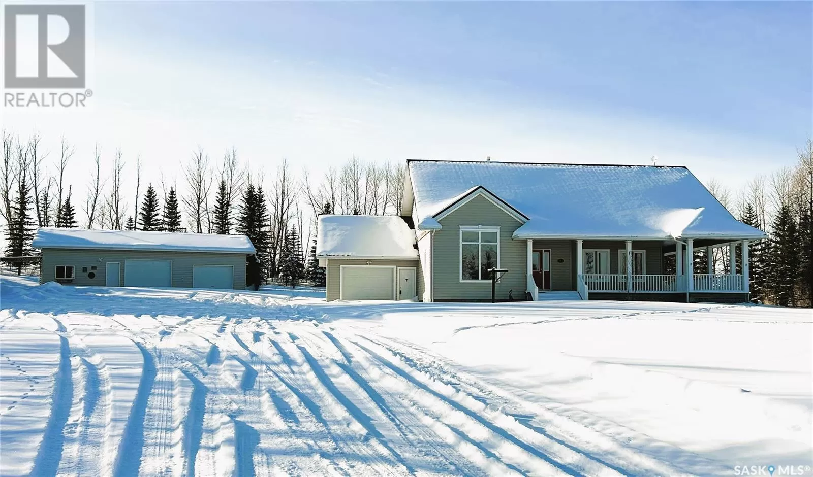 House for rent: Wakaw Lake Acreage, Hoodoo Rm No. 401, Saskatchewan S0K 4P0