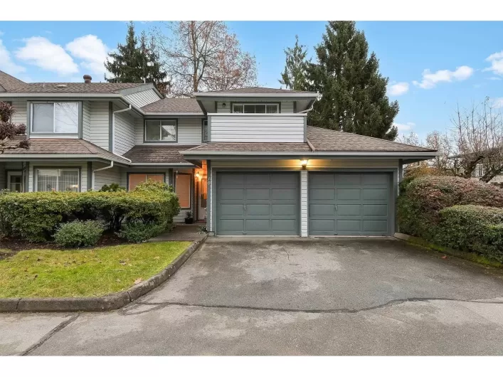 10 9947 151 STREET, Surrey