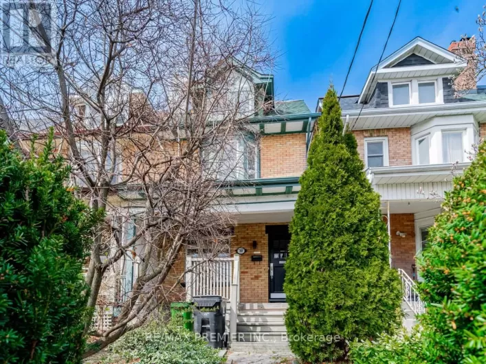 10 ST ANNES ROAD, Toronto