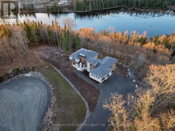 1008 NAPIER COURT, Lake of Bays