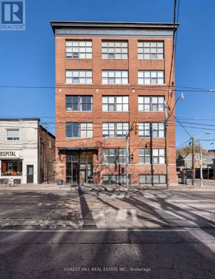 105 - 2154 DUNDAS STREET W, Toronto