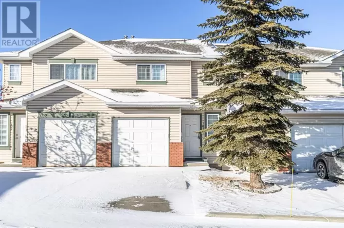 105 Country Hills Villas NW, Calgary