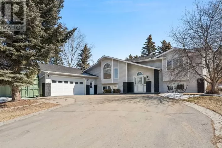 1088 East Chestermere Drive, Chestermere