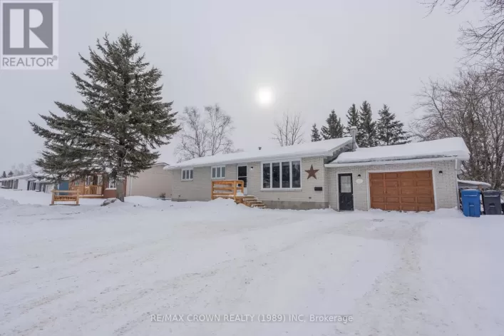 11 HAZEL STREET, Kapuskasing