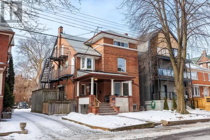 110 WALMER ROAD, Toronto