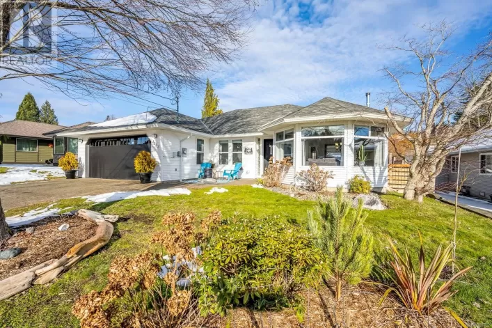 1132 Gazelle Rd, Campbell River