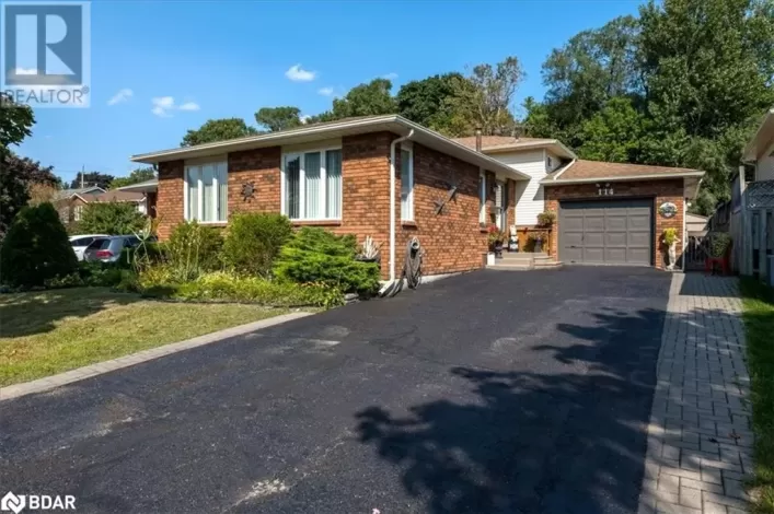 114 CHIEFTAIN Crescent, Barrie