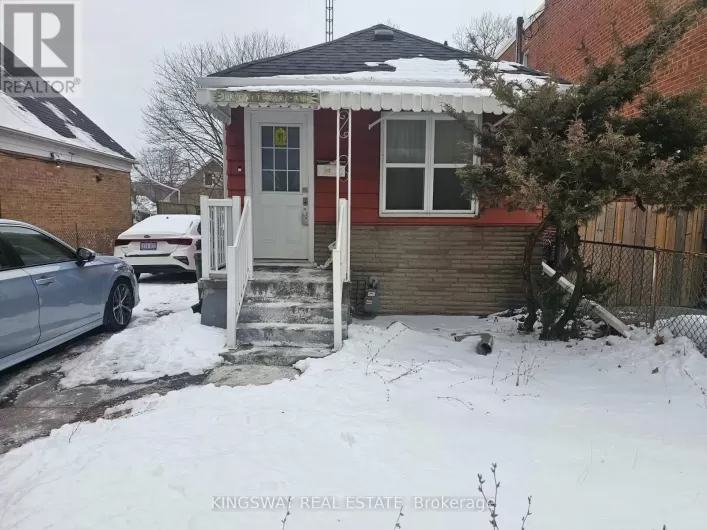 116 PATTERSON AVENUE, Toronto