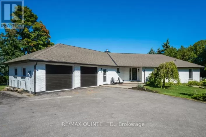 1190 COUNTY 3 ROAD, Prince Edward County