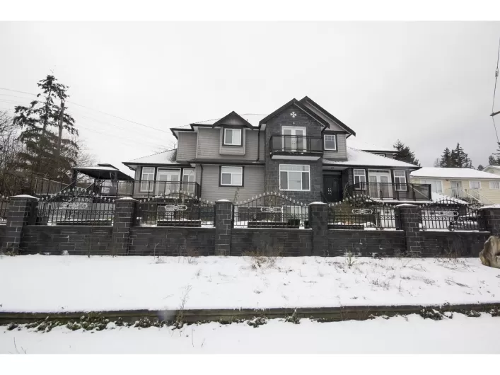 12136 100A AVENUE, Surrey