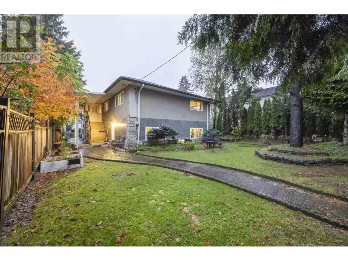 1215 COMO LAKE AVENUE, Coquitlam