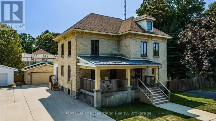 123 ELGIN AVENUE W, Goderich)