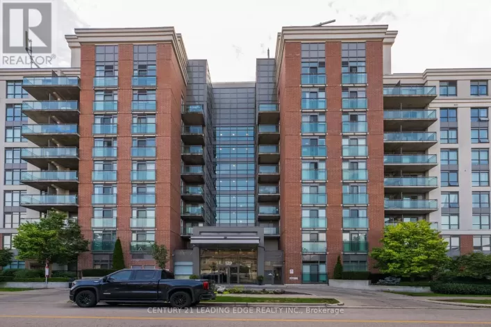 128 - 120 DALLIMORE CIRCLE, Toronto