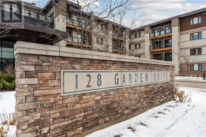 128 GARDEN Drive Unit# 319, Oakville