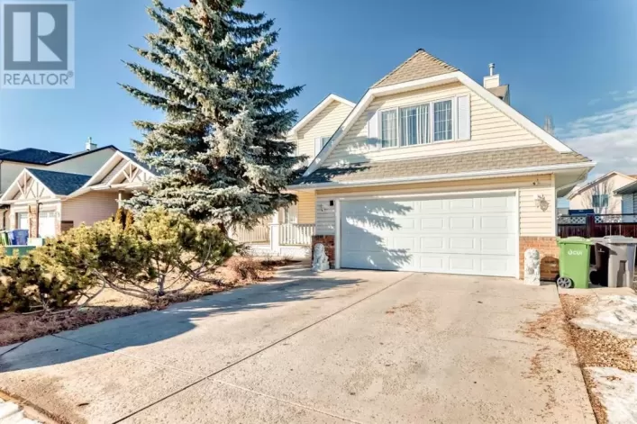 128 West Creek Pond, Chestermere