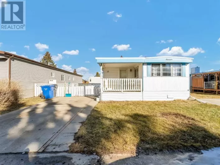 13, 2460 Southview Drive SE, Medicine Hat