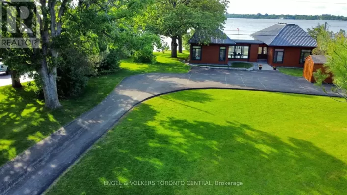 131 PEATS POINT ROAD, Prince Edward County