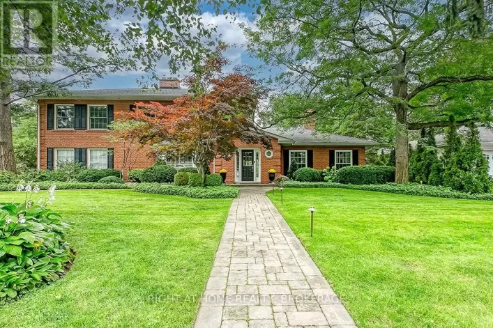 1335 CAMBRIDGE DRIVE, Oakville