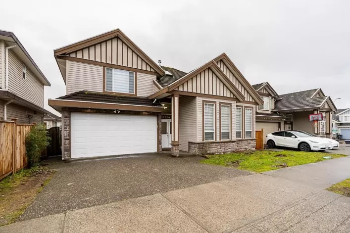 14594 67B AVENUE, Surrey