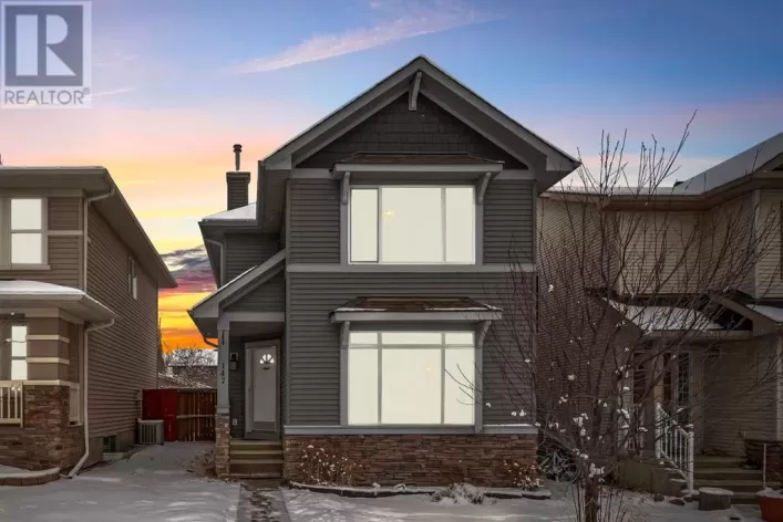 147 Silverado Plains Close SW, Calgary