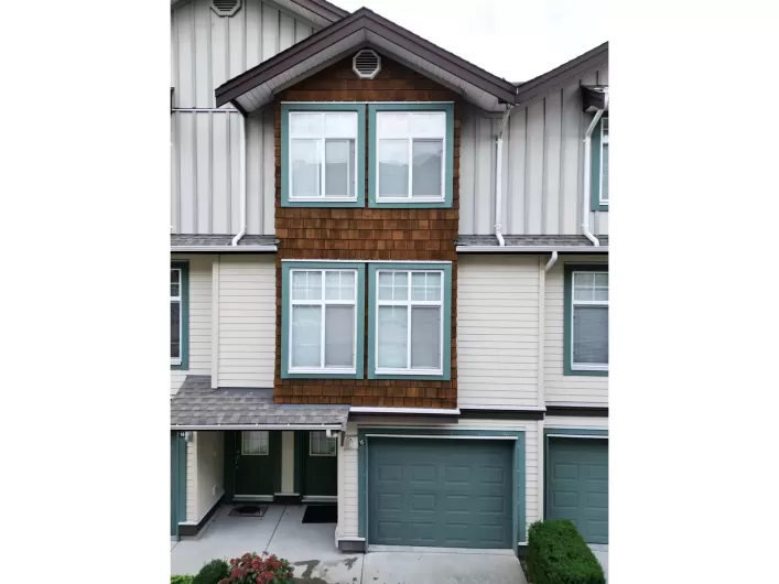 15 16588 FRASER HIGHWAY, Surrey