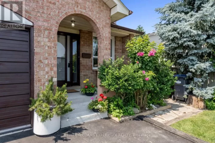 15 THORSON GATE, Brampton (Madoc)