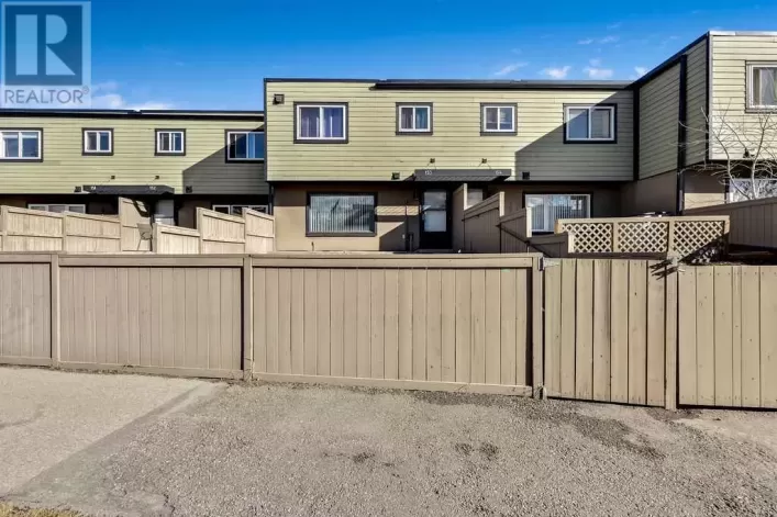 153, 3809 45 Street SW, Calgary