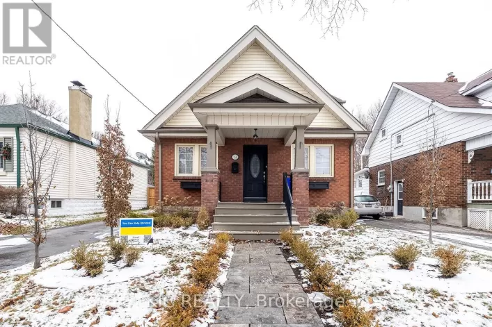 154 ROXBOROUGH AVENUE, Oshawa