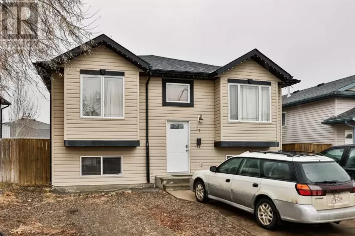 17 Aberdeen Road W, Lethbridge