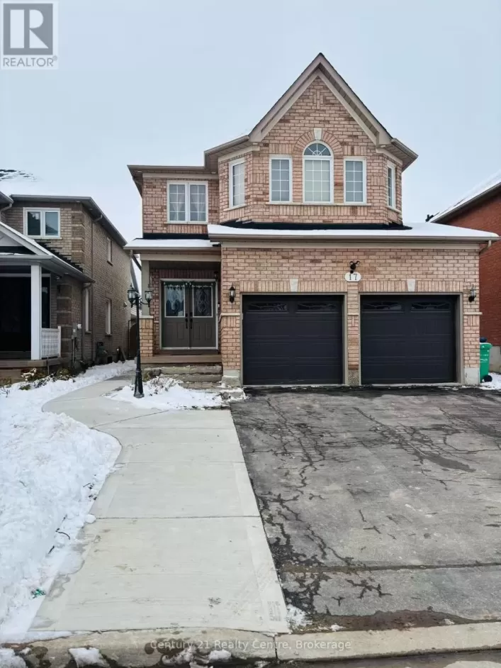 17 FALLSTAR CRESCENT, Brampton