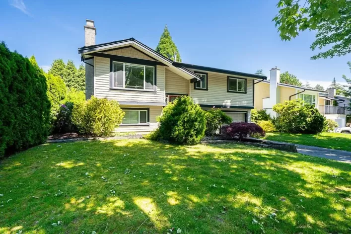 17223 61B AVENUE, Surrey