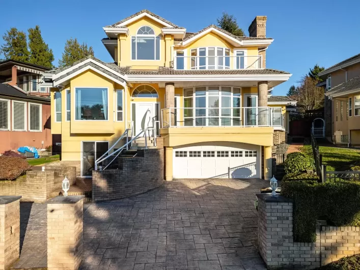 1768 OCEAN PARK ROAD, Surrey